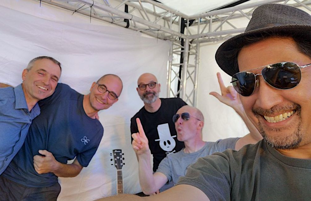 Corduroy Band Selfie, guude Laune